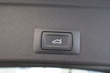 Audi A4 Avant design Automatik LED Pano Navi Tempomat