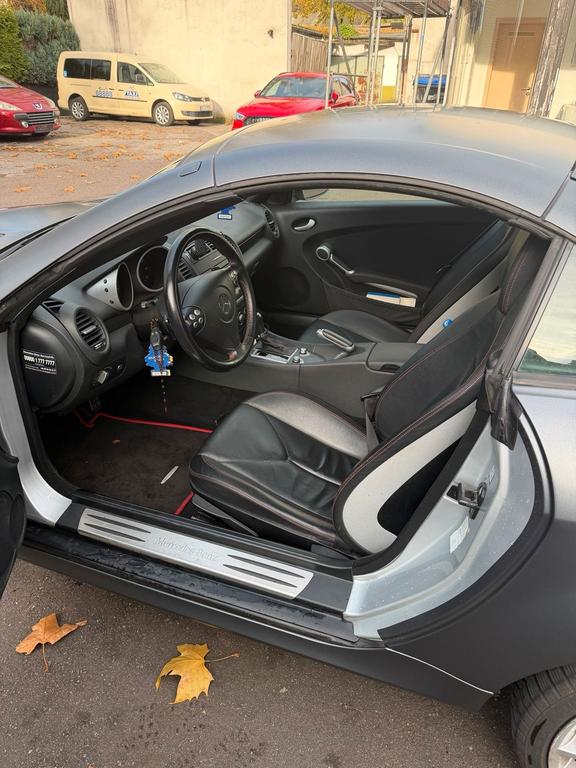 Mercedes-Benz SLK 350