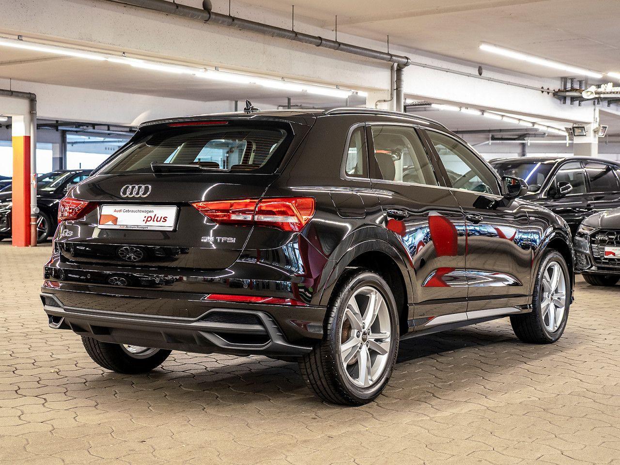 Audi Q3 35 TFSI S line S tronic virtCo Navigation+