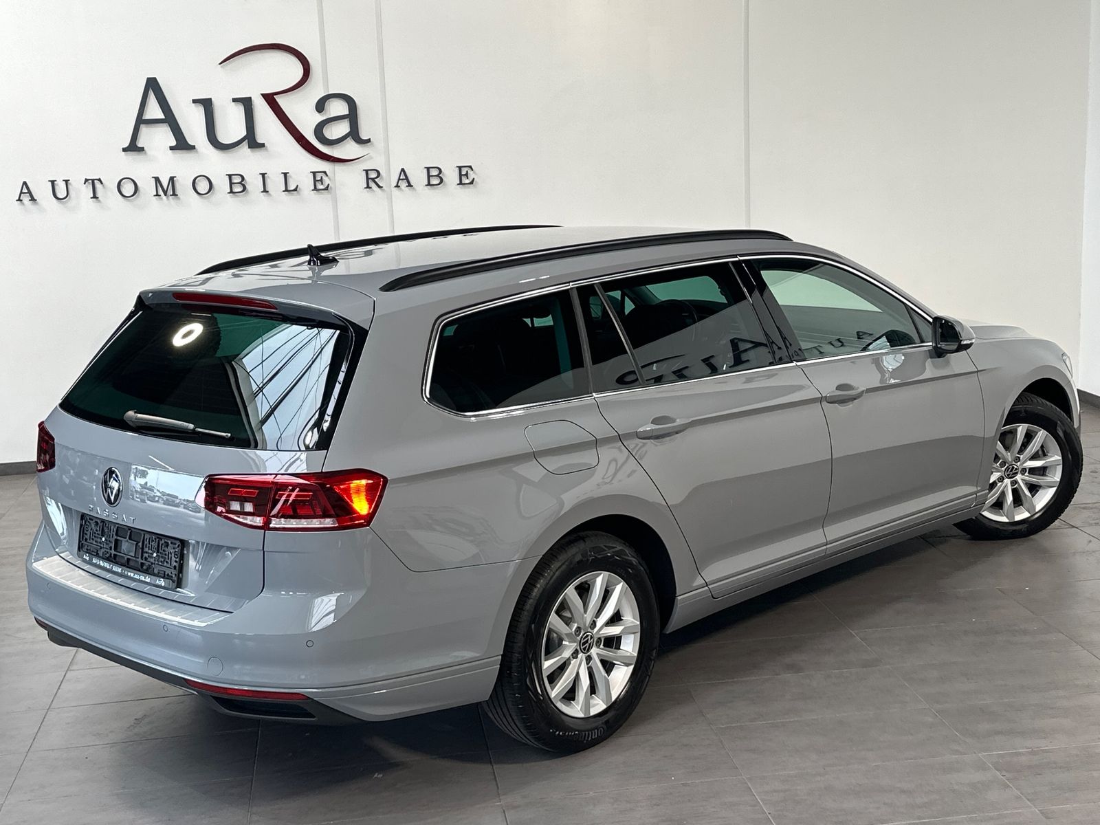 Fahrzeugabbildung Volkswagen Passat Variant 2.0 TDI DSG Business NAV+LED