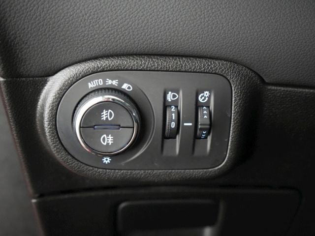 Zafira C ACTIVE+NAVI+RÜCKFAHRKAMERA+SITZ-/LENKRA