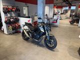 Honda CB750 Hornet mit Quickshifter *Service neu* - HONDA NAKED BIKE