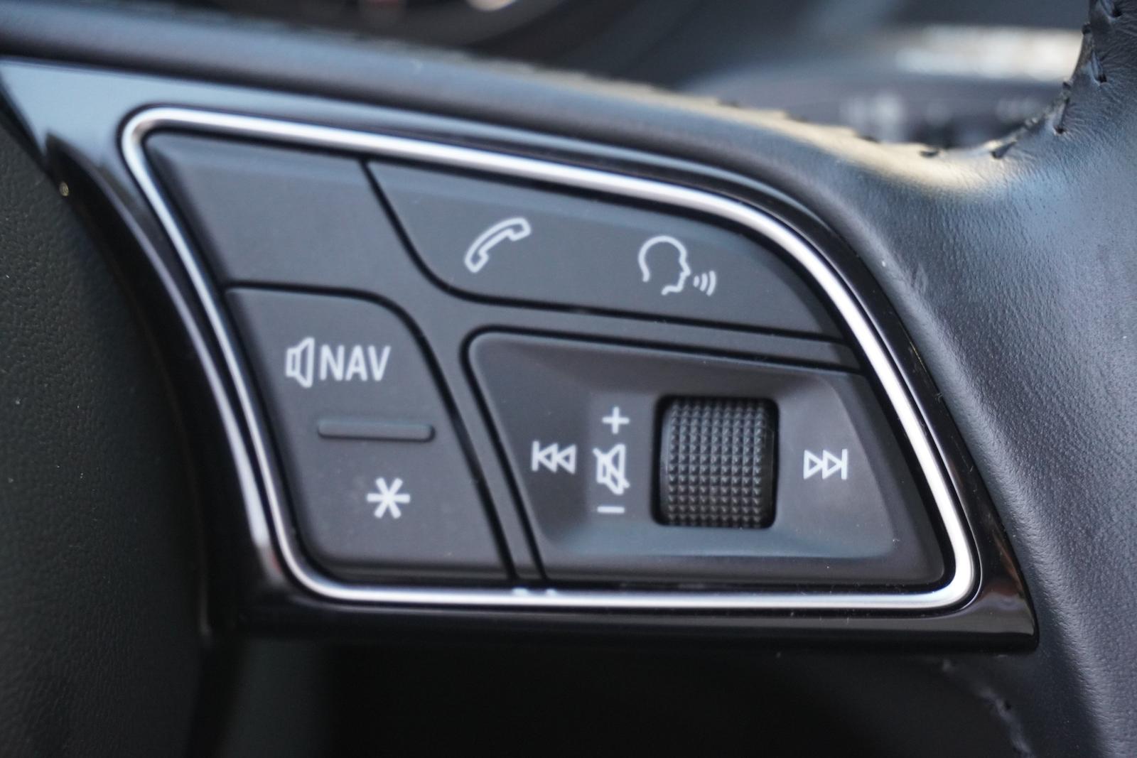 Audi Q2 35 1.5 TFSI S line LED Navi Sitzheizung AHK