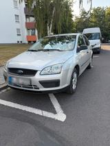 Ford Focus - Ford Focus mit Benzin-Antrieb: Kleinwagen, Automatik