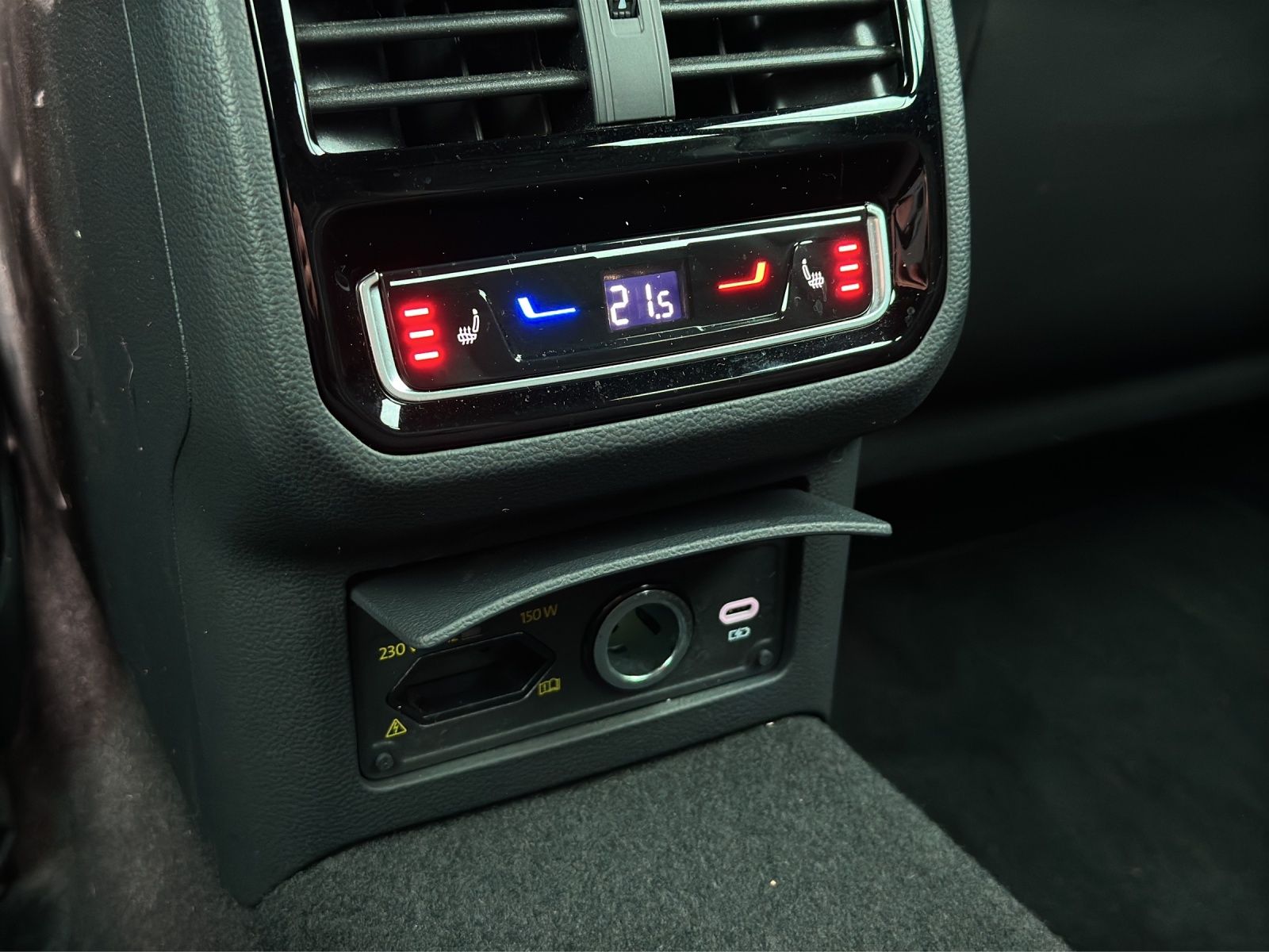 Fahrzeugabbildung Volkswagen Passat Alltrack TDI DSG 4M, LED ACC AHK AID RFK