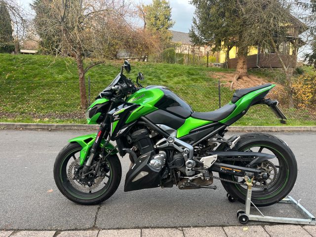 Kawasaki Z 900 NEUE Bremsen