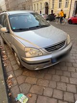 Kia Carens - Kia Carens in Berlin