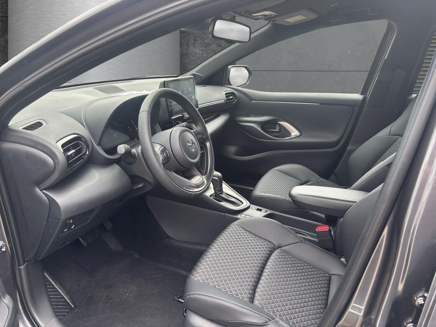 Mazda 2 Hybrid HOMURA LED ACC Apple CarPlay Digitales 