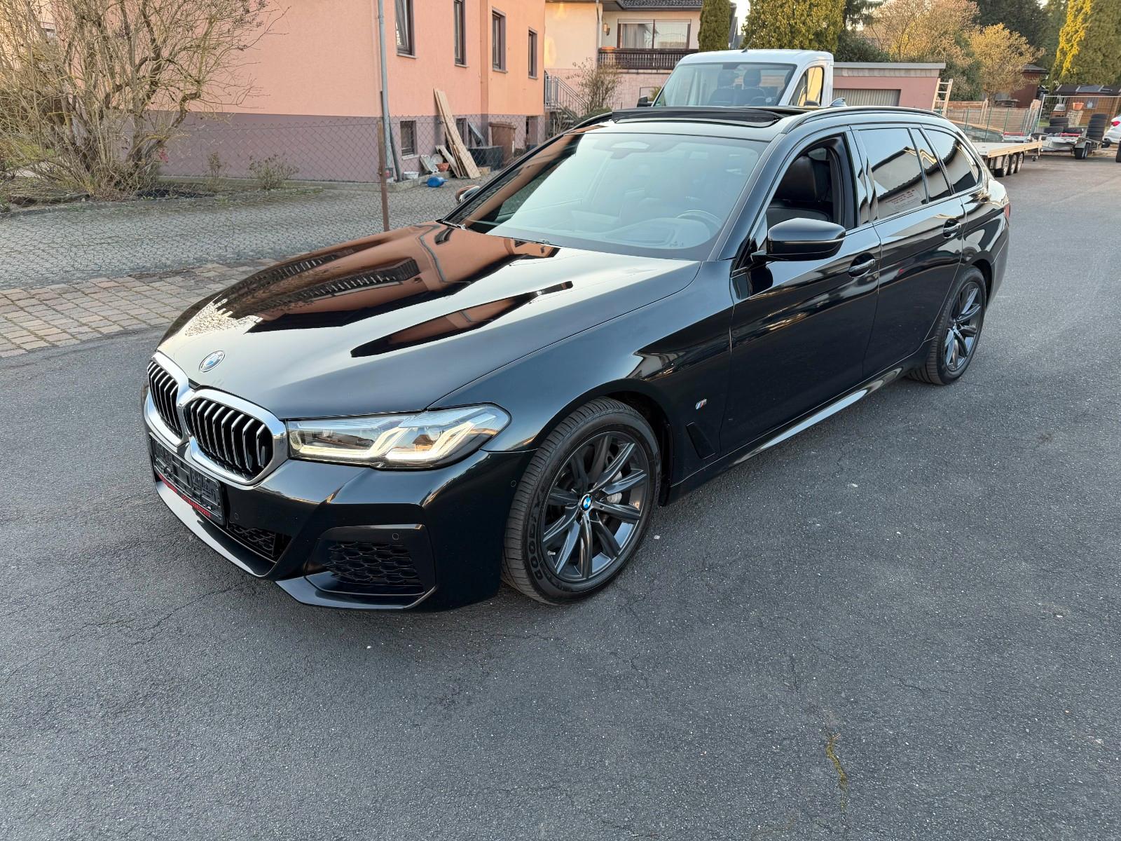 BMW 540d Touring xDrive M Sport Panorama