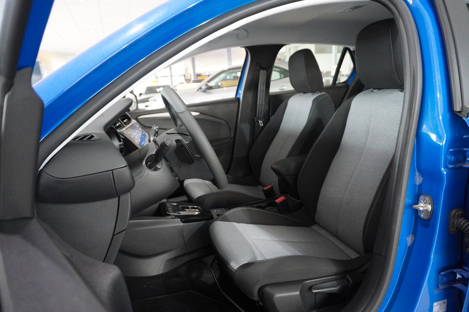 Fahrzeugabbildung Opel Corsa F 1.2T EDITION NAVI/LED/SPORT/SHZ/PDC/DAB+