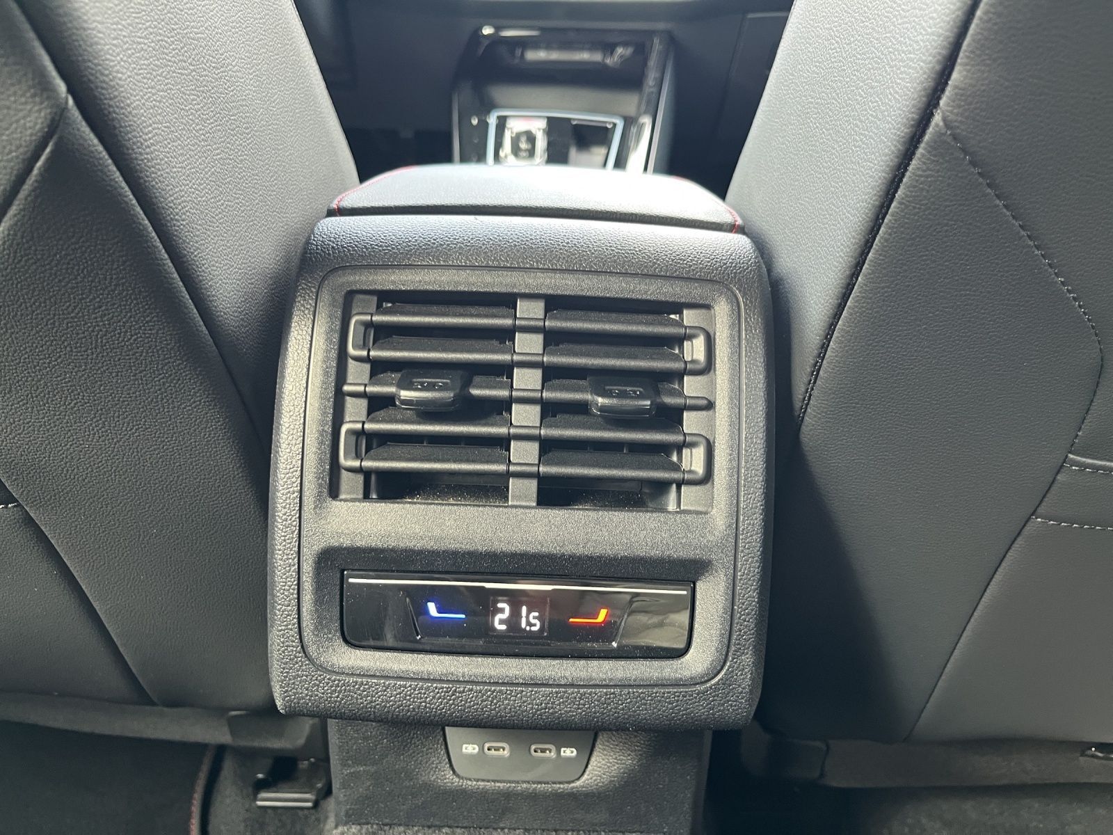 Volkswagen Golf - Bild 17