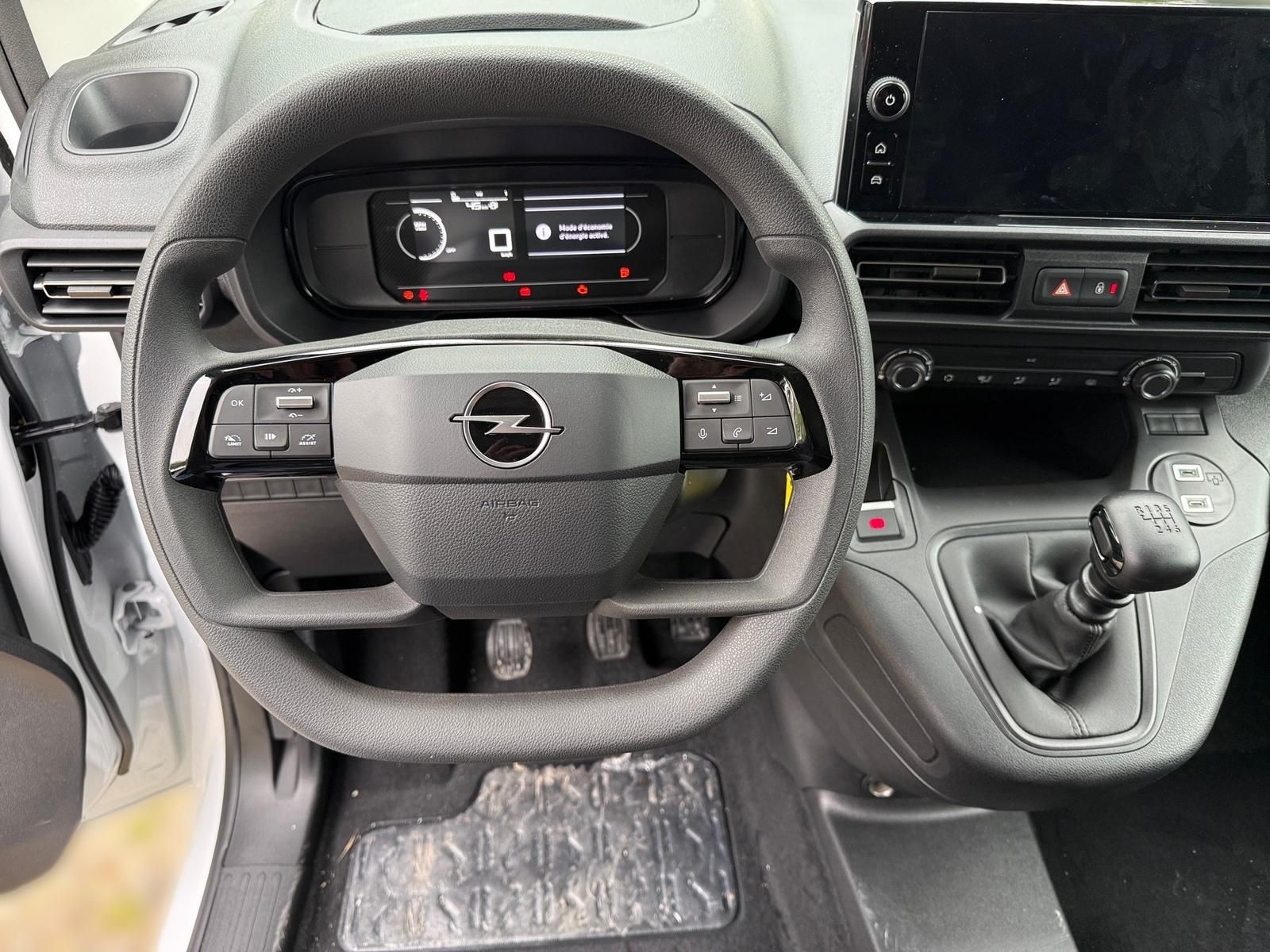 Fahrzeugabbildung Opel Combo Cargo M Diesel 100