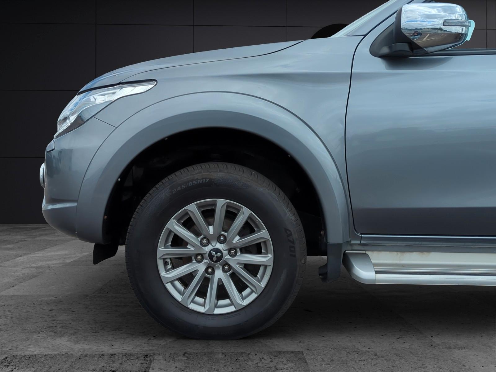 Mitsubishi L200 Top  4WD*HARDTOP*KAMERA*STANDHEIZUNG*