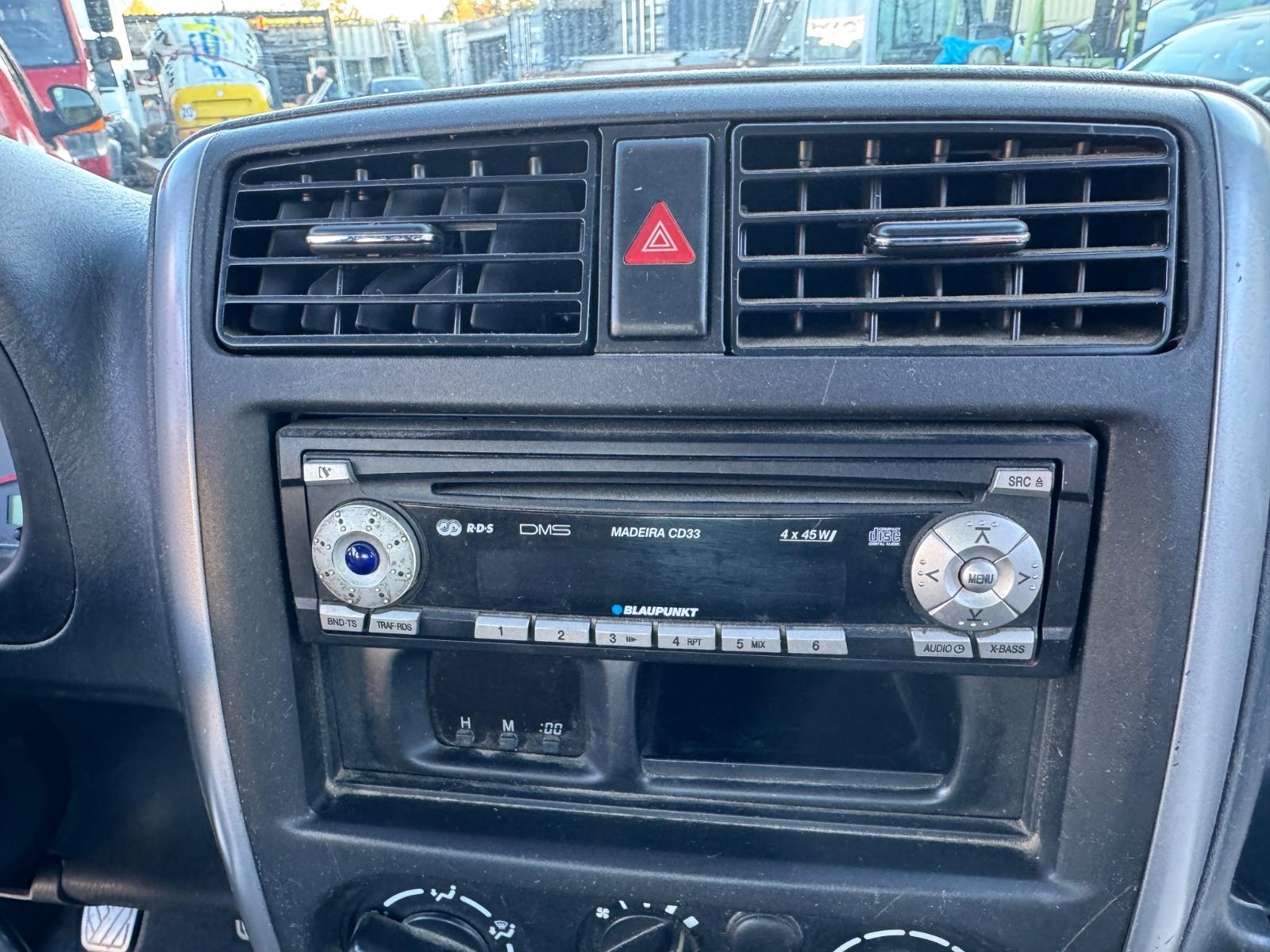 Suzuki Jimny 2007 — photo 22