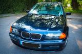 BMW 323i - - BMW 323: Limousine, 323i