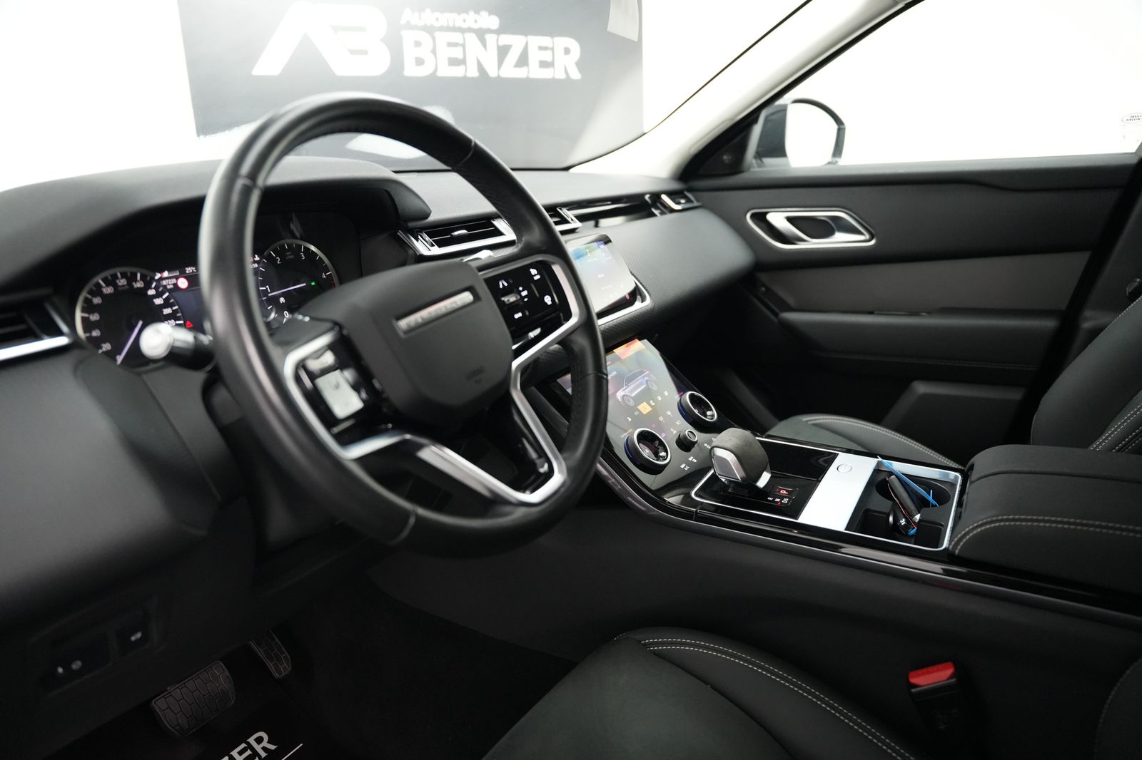Fahrzeugabbildung Land Rover Range Rover Velar Kamera*Head-UP*Matrix*CarPlay