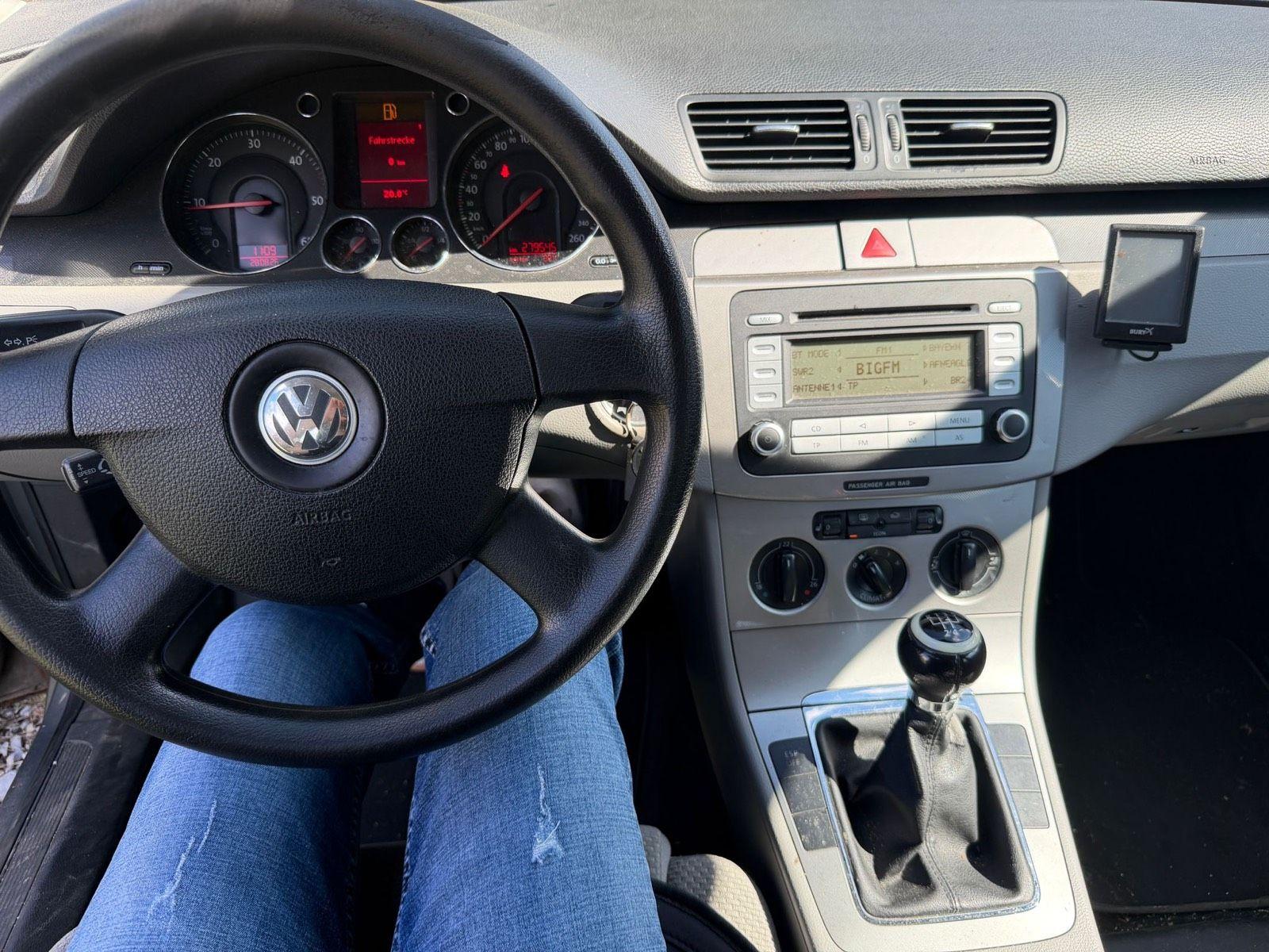Volkswagen Passat 2006 — photo 8