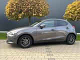 Mazda 2 Lim. Signature+ - Mazda 2 in Stuttgart