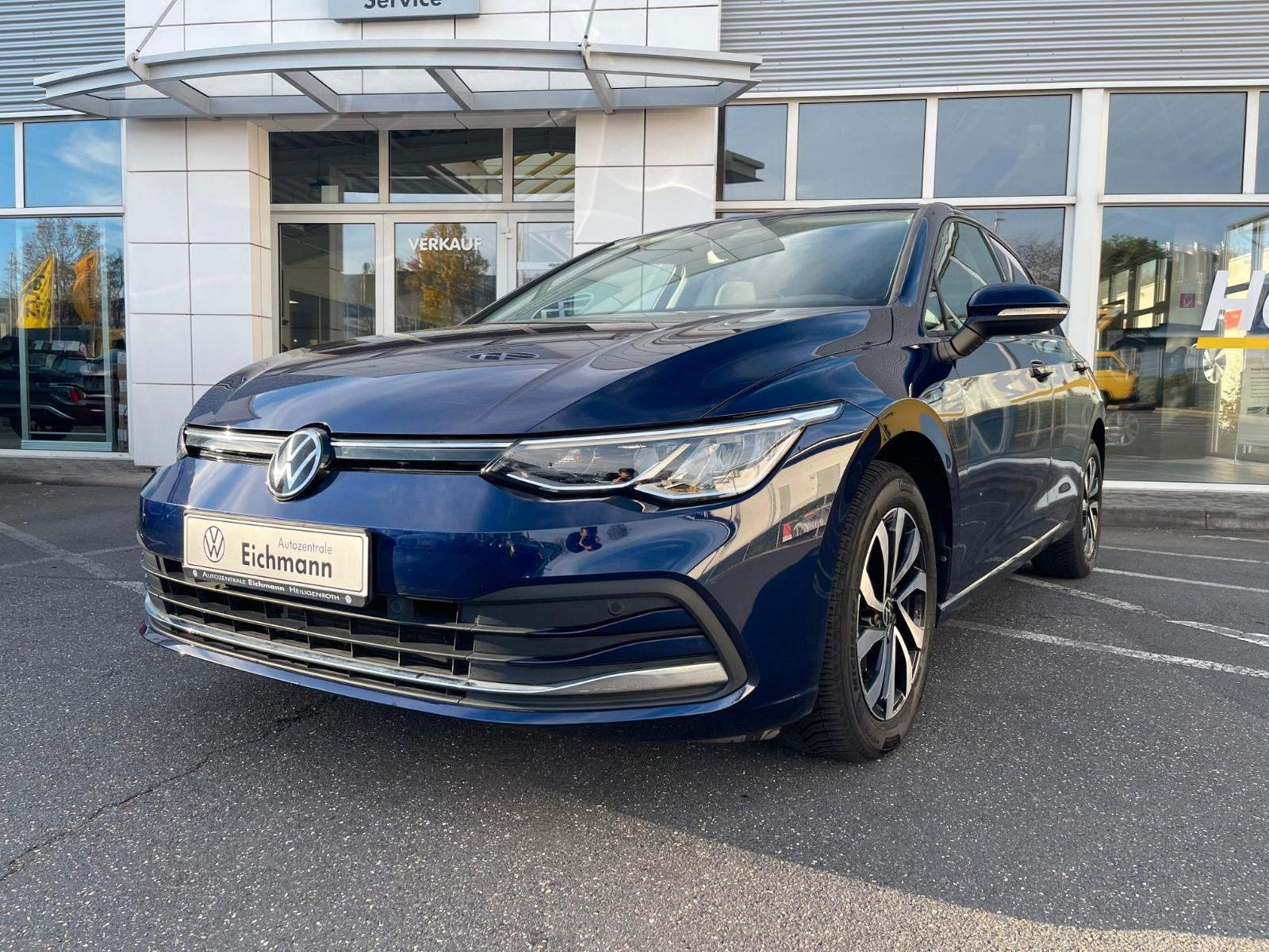 Volkswagen Golf VIII Active 1.5 TSI+LED+ NAVI+ACC+RFK+CLIMA