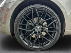 Fahrzeugabbildung Octavia Combi Elegance 1.8 TSI AHK Navi Bi-Xenon