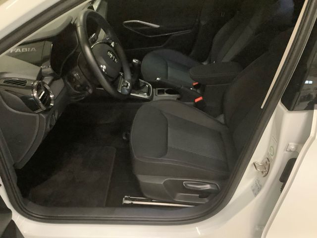 Fabia Style 81 kW 6-Gang NAVI SH RÜKAMERA LED