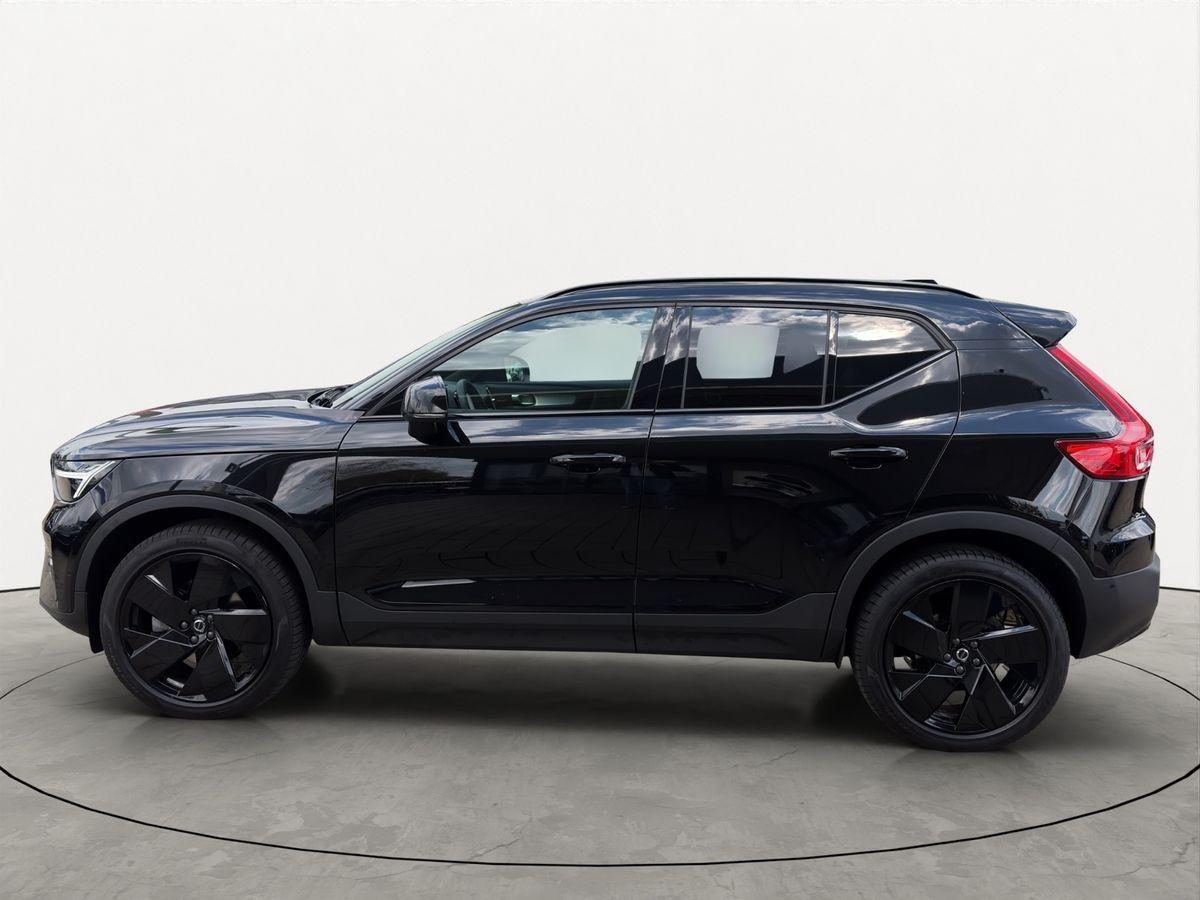 Volvo XC40 B3 Black Edition Plus 360° PANO AHK H/K 20"