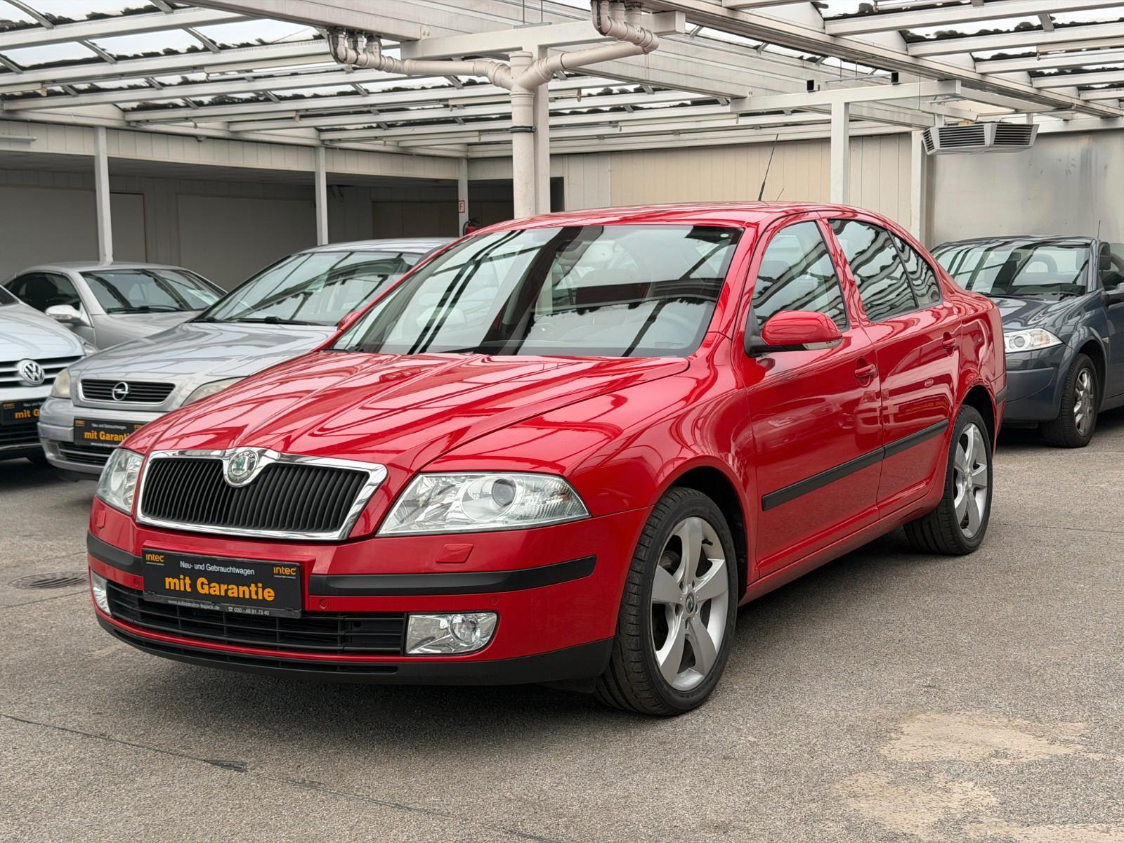 Skoda Octavia Lim. 1.6 Autom. Xenon 1. Hand