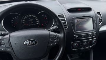 KIA Sorento - 8