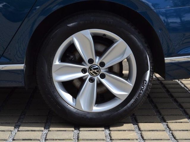 Passat Variant 2.0 TDI DSG Elegance AHK/MATRIX/N