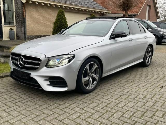 Mercedes-Benz E 200 d AMG LINE PANO NIGHT kamera NAVI LED