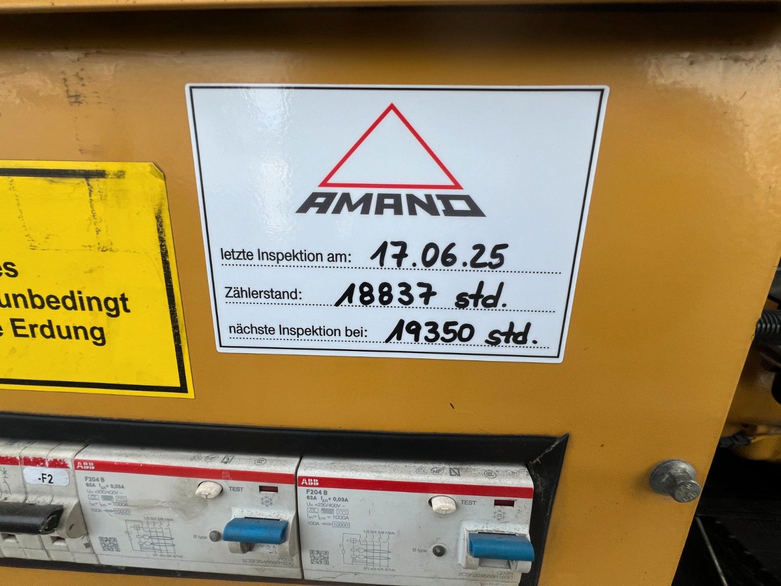 Fahrzeugabbildung CAT DE110E3 Stromerzeuger / 100KVA / 2018 / 18.837h