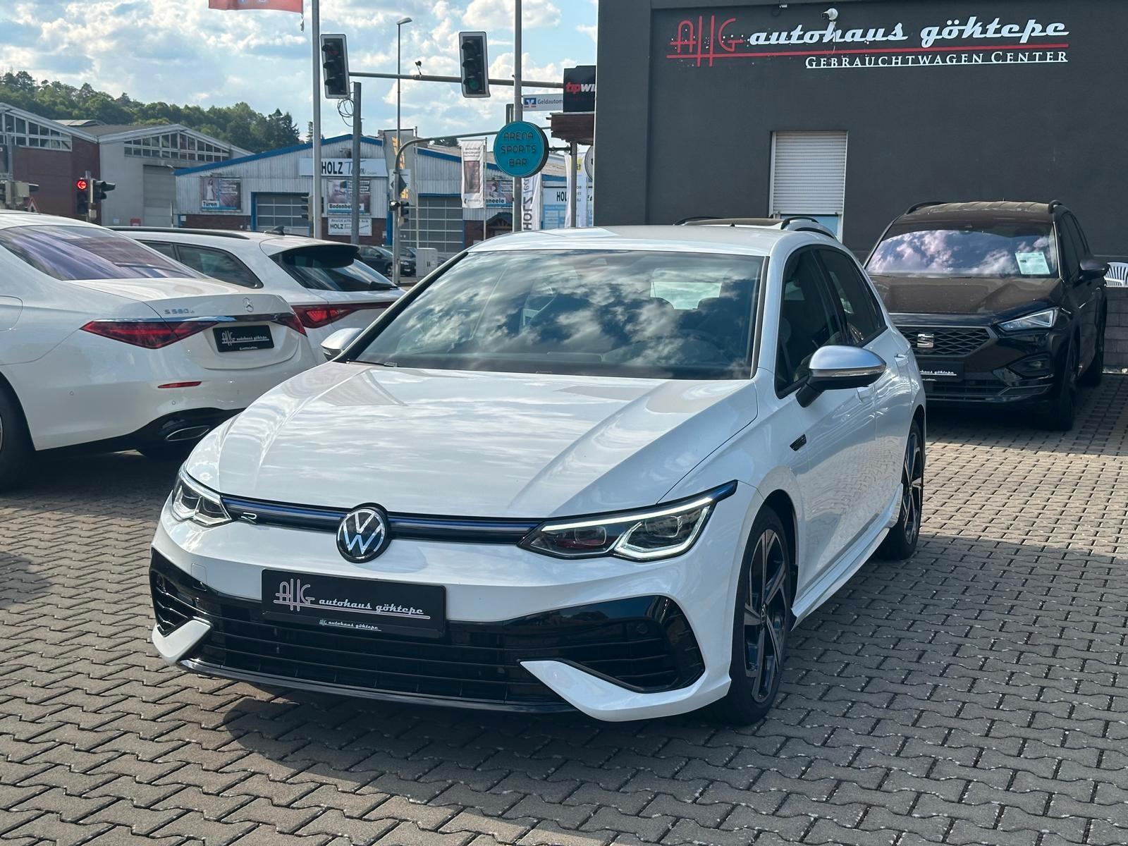 Volkswagen Golf VIII Lim. R 4Motion* 1.Hand