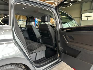 MYAUTOCENTER – Gebraucht- und Jahreswagen mit Werkstattservice in Pfaffenhofen Volkswagen Touran *AHK*ACC*PDC*3-Zonen*NAVI*1-HAND*