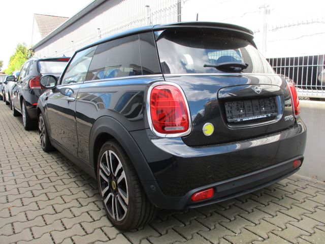 MINI COOPER SE Leder Automatik Navi