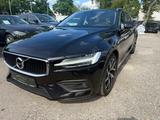 Volvo V60 D3  Momentum Pro - Volvo V60 Gebrauchtwagen in München