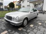 Mercedes-Benz E 280 Classic 95TKM Garagenfund - Mercedes-Benz E 280 in Frankfurt (Main)