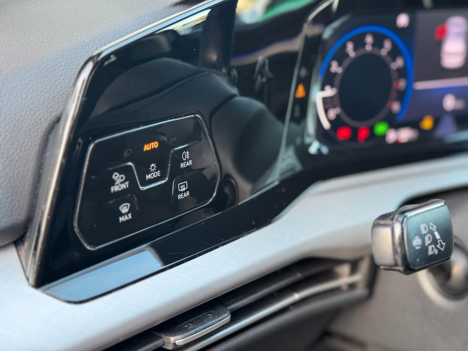 Volkswagen Golf 1,0 TSI DSG*ACC*LED*KEYLESS*CARPLAY*SHZ*AHK, миниатюра 17
