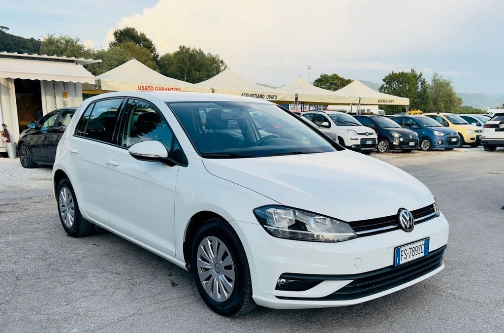 Image of Volkswagen Golf
