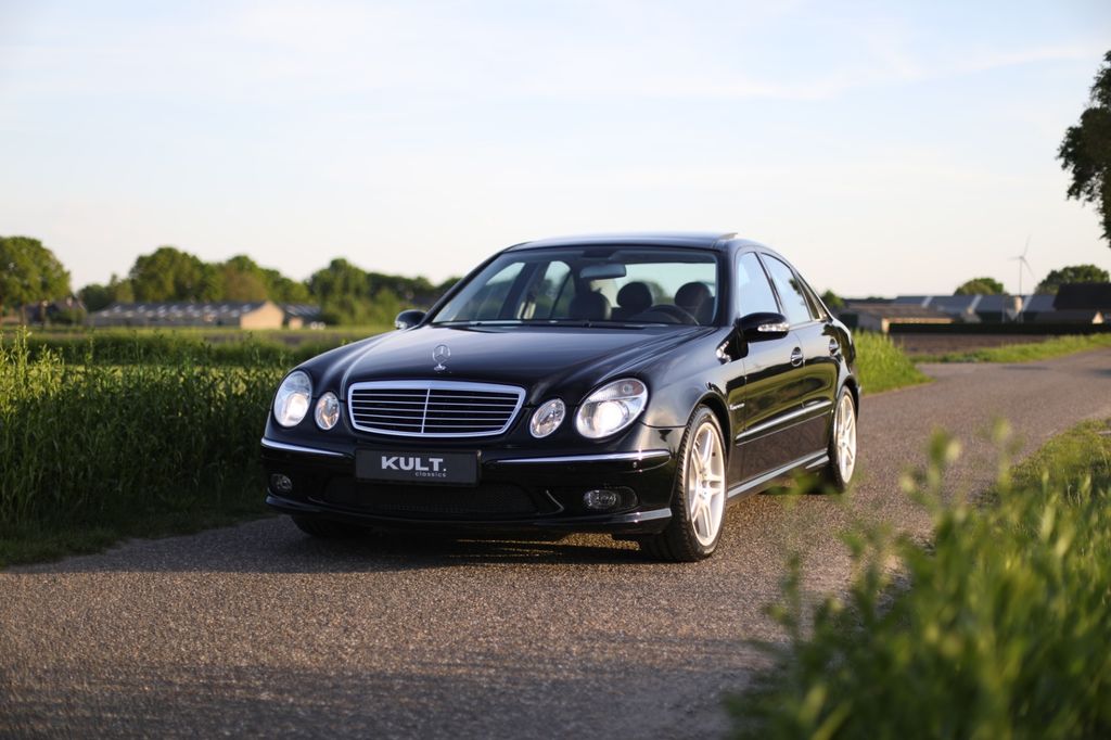 Mercedes-Benz E 55 AMG