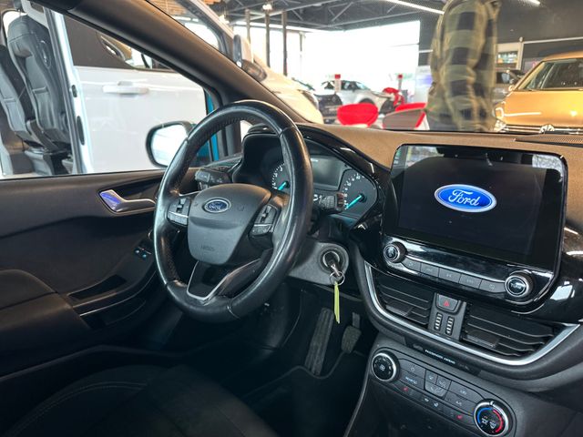 Ford Fiesta Titanium *Export*