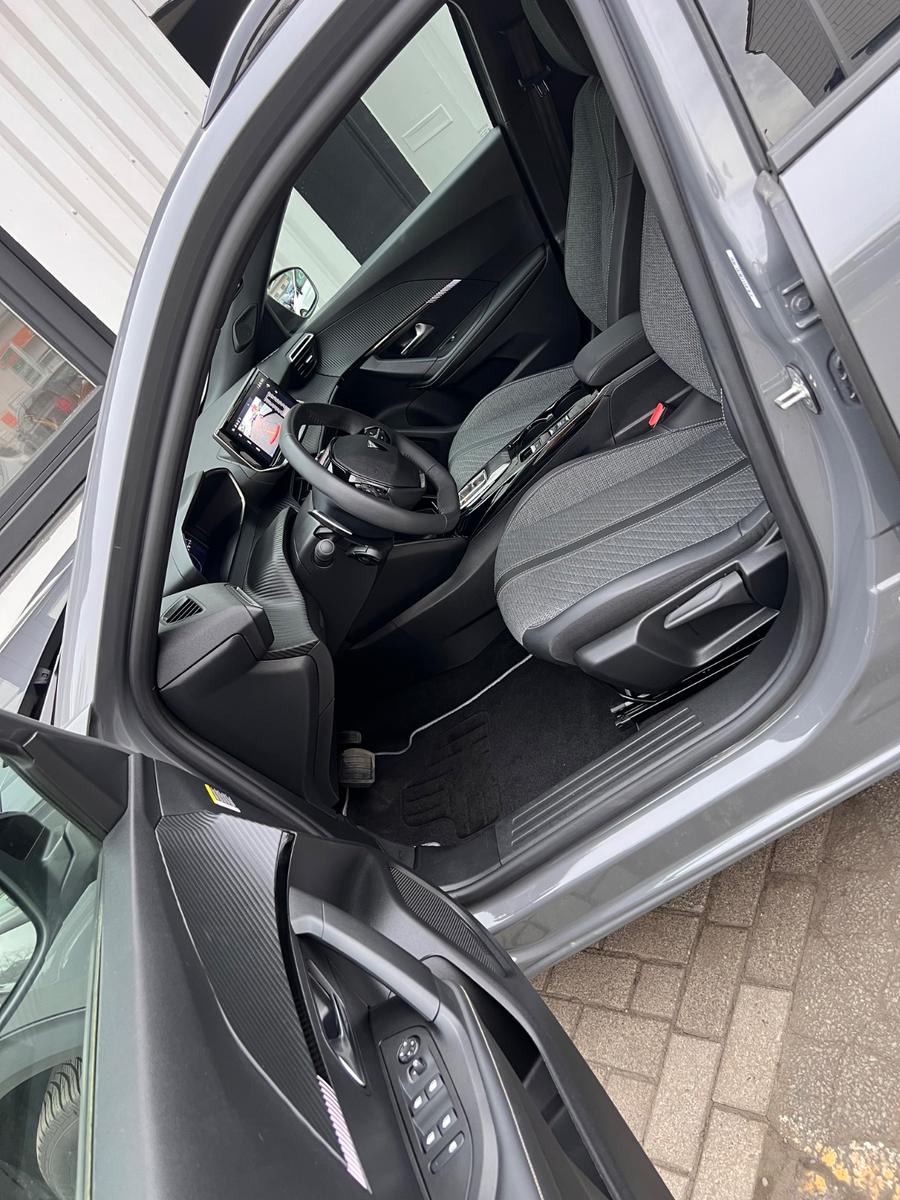Peugeot 2008 Allure*TÜV neu*Inspektion neu
