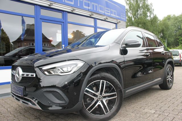 MERCEDES-BENZ GLA 200 Progressive Ambiente/LED/MBUX