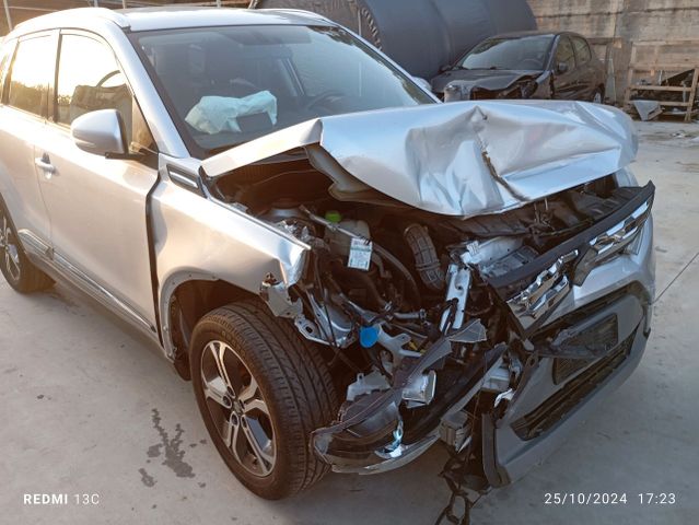 Suzuki Vitara 1.6 diesel sinistrata incidentata