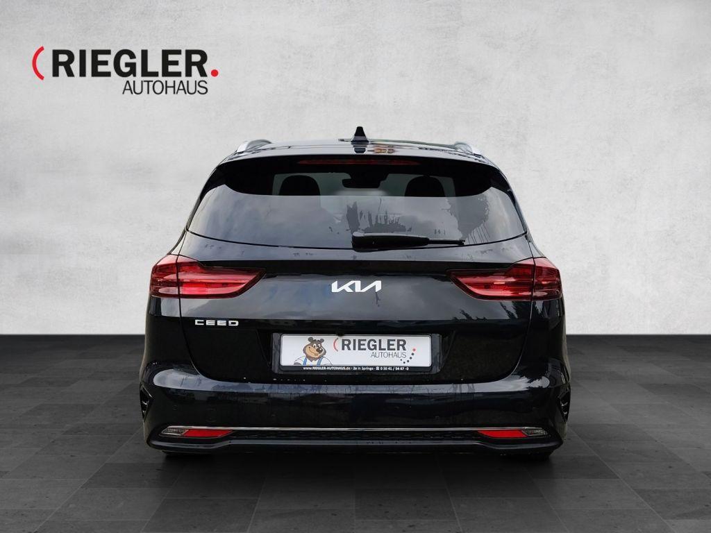 Kia Ceed SW 1.5 AT  Spirit -S- LED