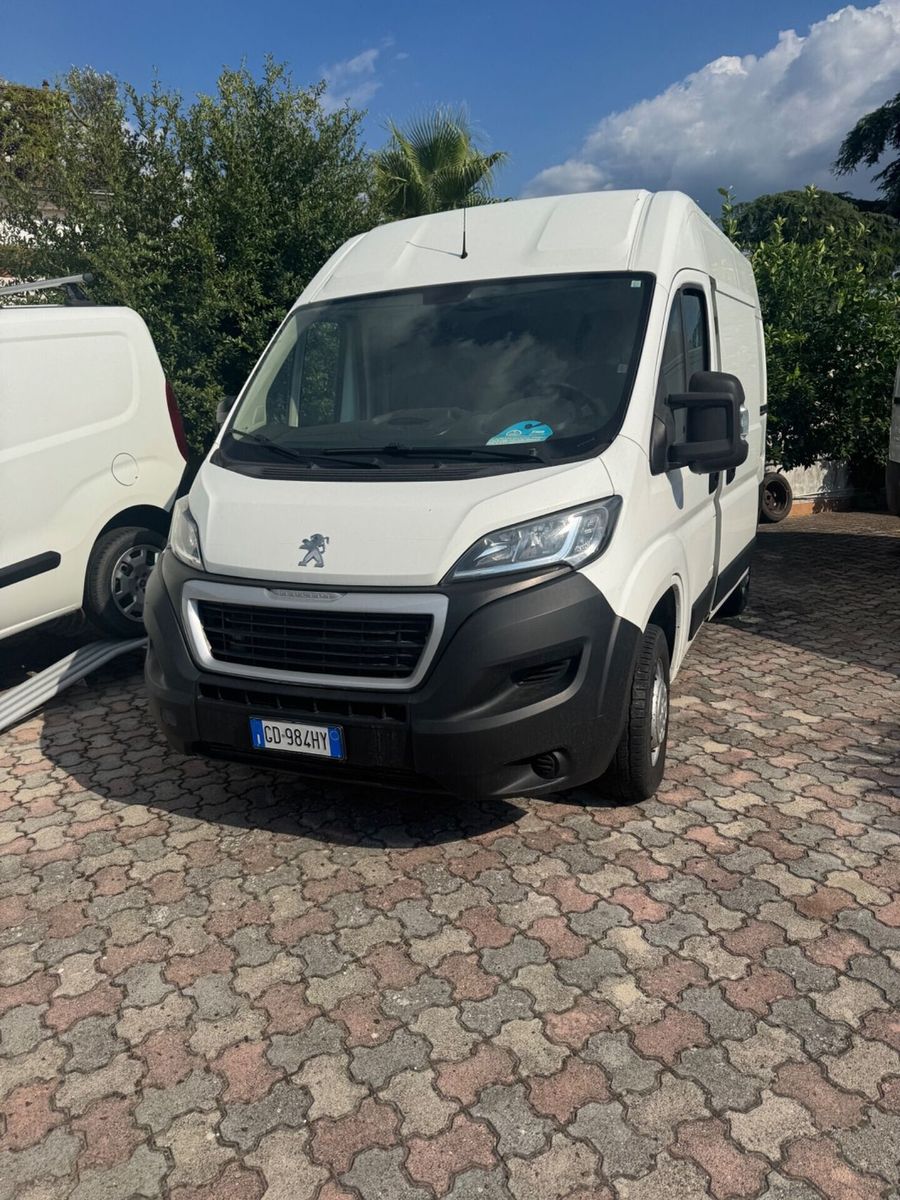 Peugeot Peugeot Boxer 328 2.2 BlueHDi 120 S&S PC-TN Furg