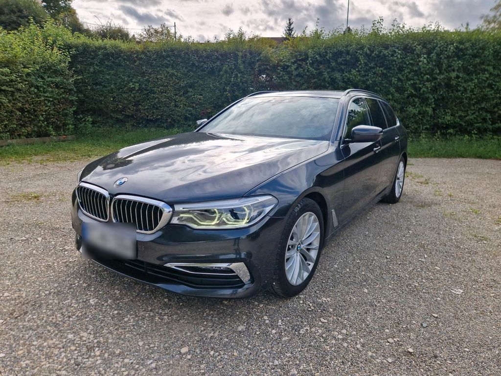 Image of BMW 530