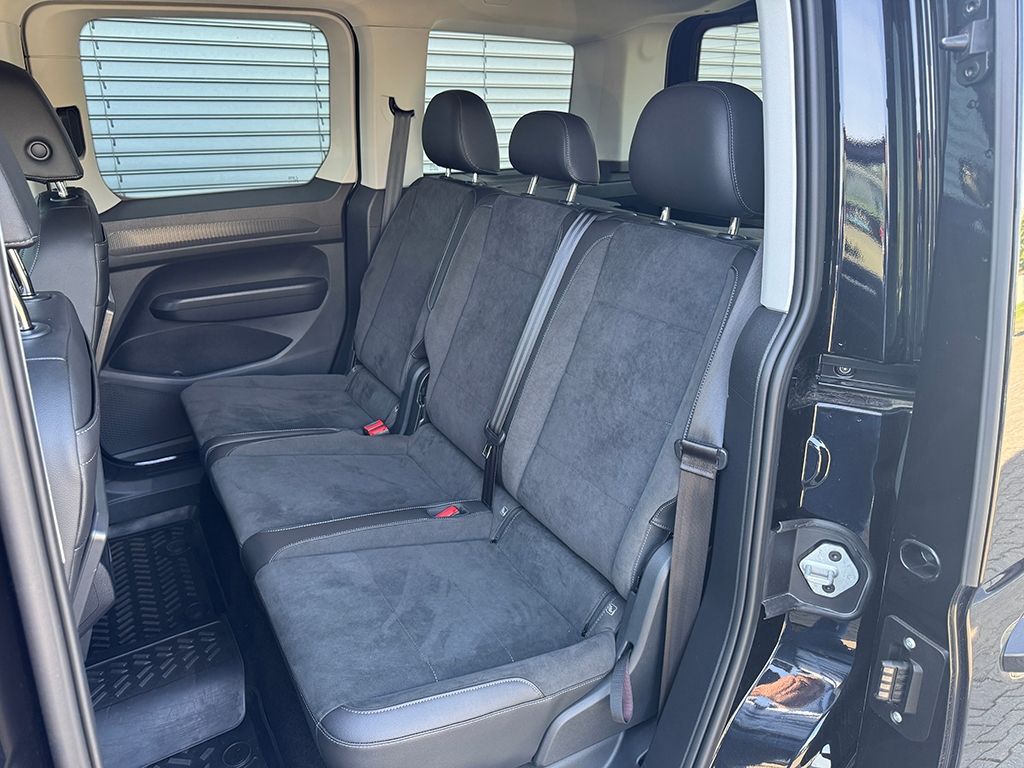 Caddy 2.0 TDI DSG "STYLE" *AHK*LED*NAVI*