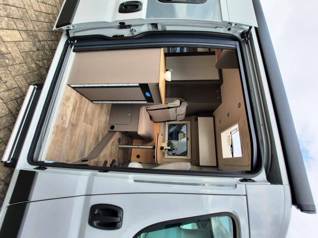 Fahrzeug Übersicht 19 Fahrzeugabbildung ROADFANS Hopper 600 Verfüg./Sparen Sie 15.386,- €