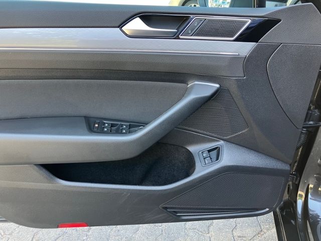 Passat Variant 1.4 TSI GTE  KLIMA LED NAVI ALU