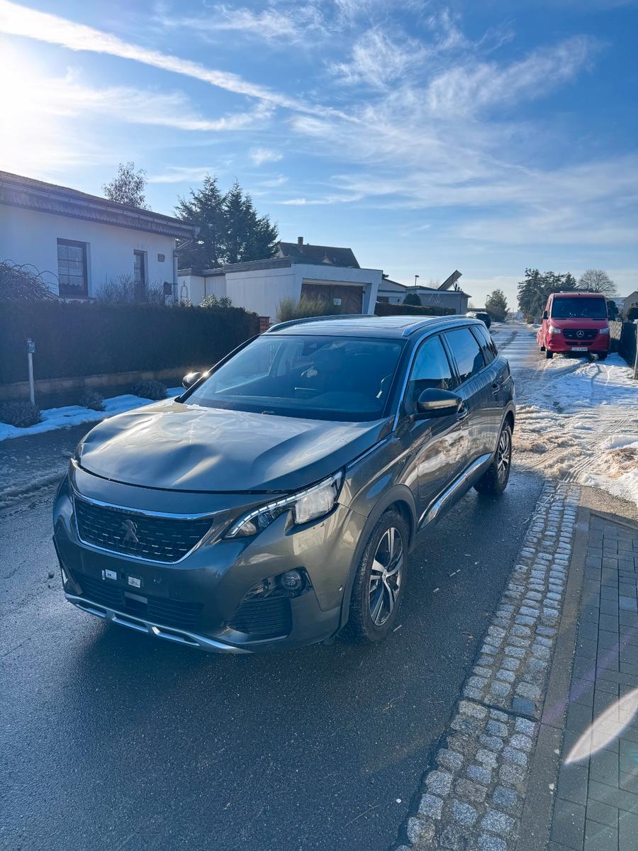 Peugeot 5008 GT-LINE PANO AUT 1.6 BLUEHDI